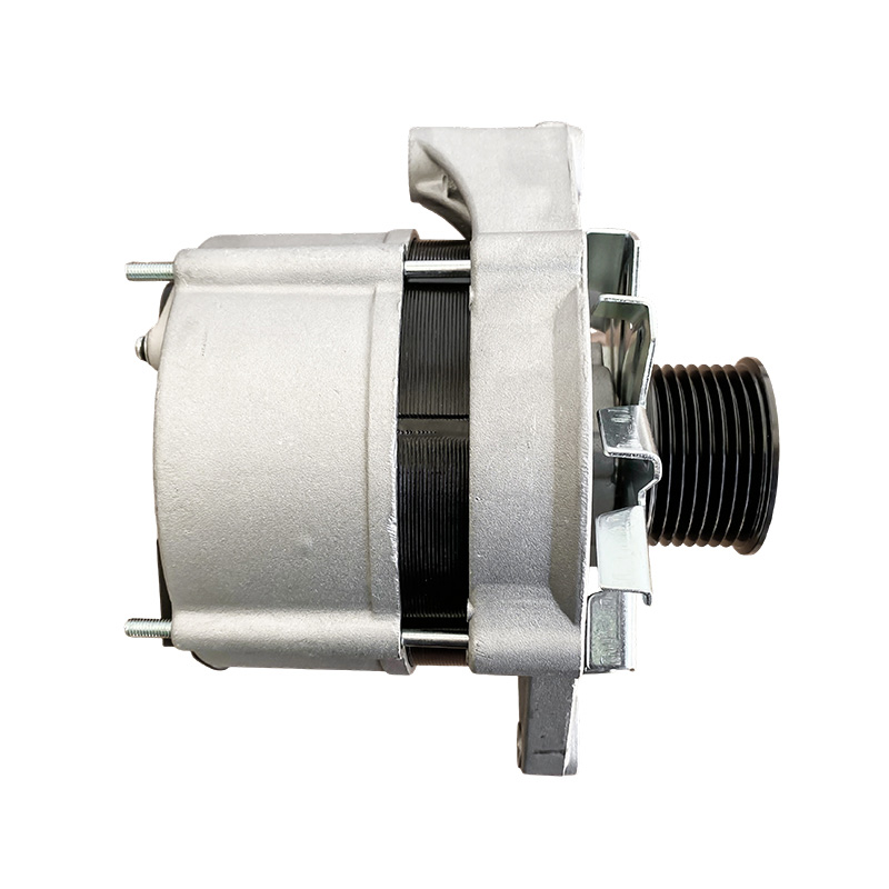 AT185696, RE525690, RE540413, TY24322, TY6774 24V 50A 8PK Alternator auto Bosch pentru seria CASE 688P, 788P, 988P, seria JOHN DEERE MARINE, seria KOMATSU PC450