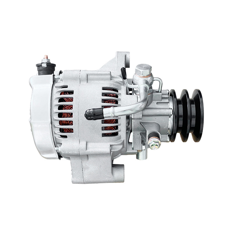 Alternator Denso 12V 70A pentru Fiat Ulysse și Toyota Hi-Ace / Hi-Lux (înlocuire 23710N)