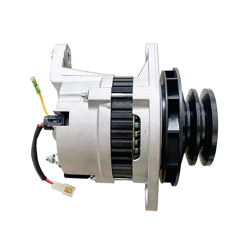 65.26101-7153, 65.26101-7153A, 65.26101-7153B, 65.26101-7153C, 222943, 236001045, 65.26101-71526, 65.26101-71526, 65.26101-7153C 65.26101-7253A, 390035 24V 45A Alternatoare Delco